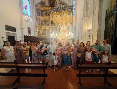 LOS NIÑOS/AS SE PRESENTARON ANTE LA VIRGEN DEL PRADO