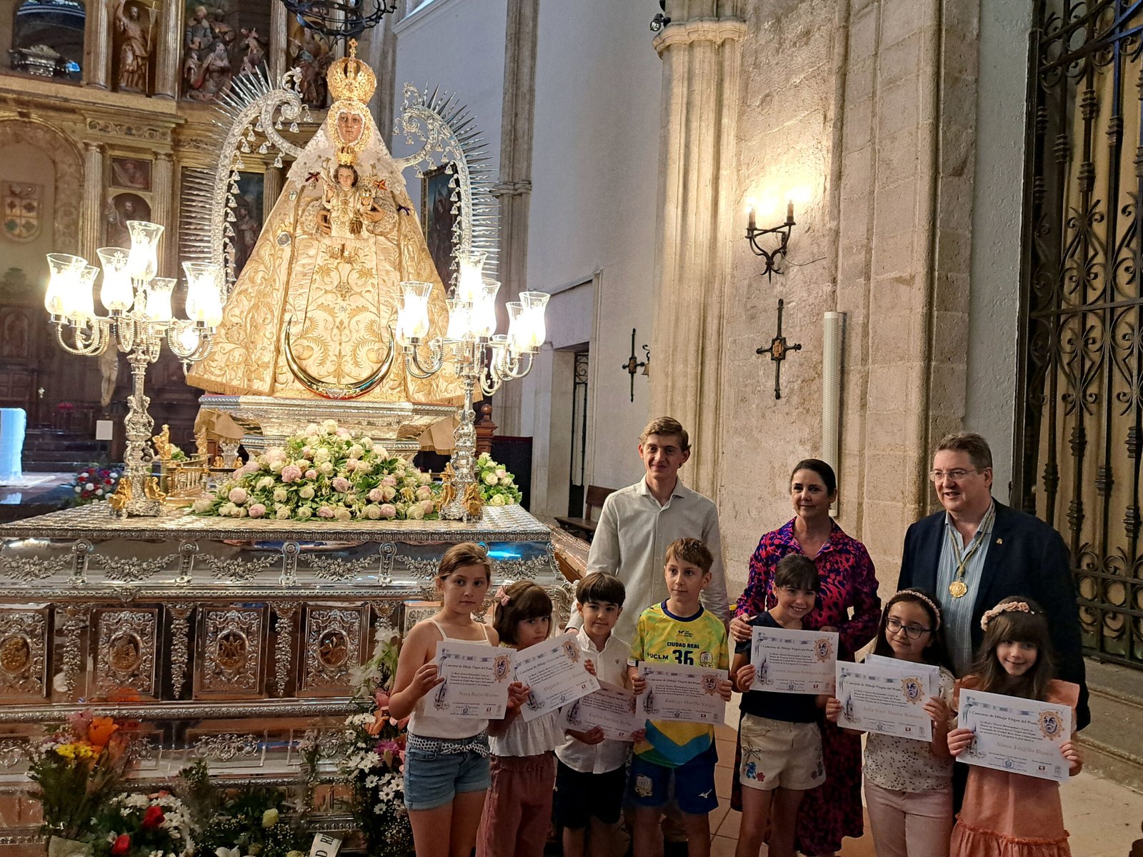 LA HERMANDAD DE LA VIRGEN DEL PRADO ENTREGA LOS PREMIOS DEL I CONCURSO DE DIBUJO INFANTIL