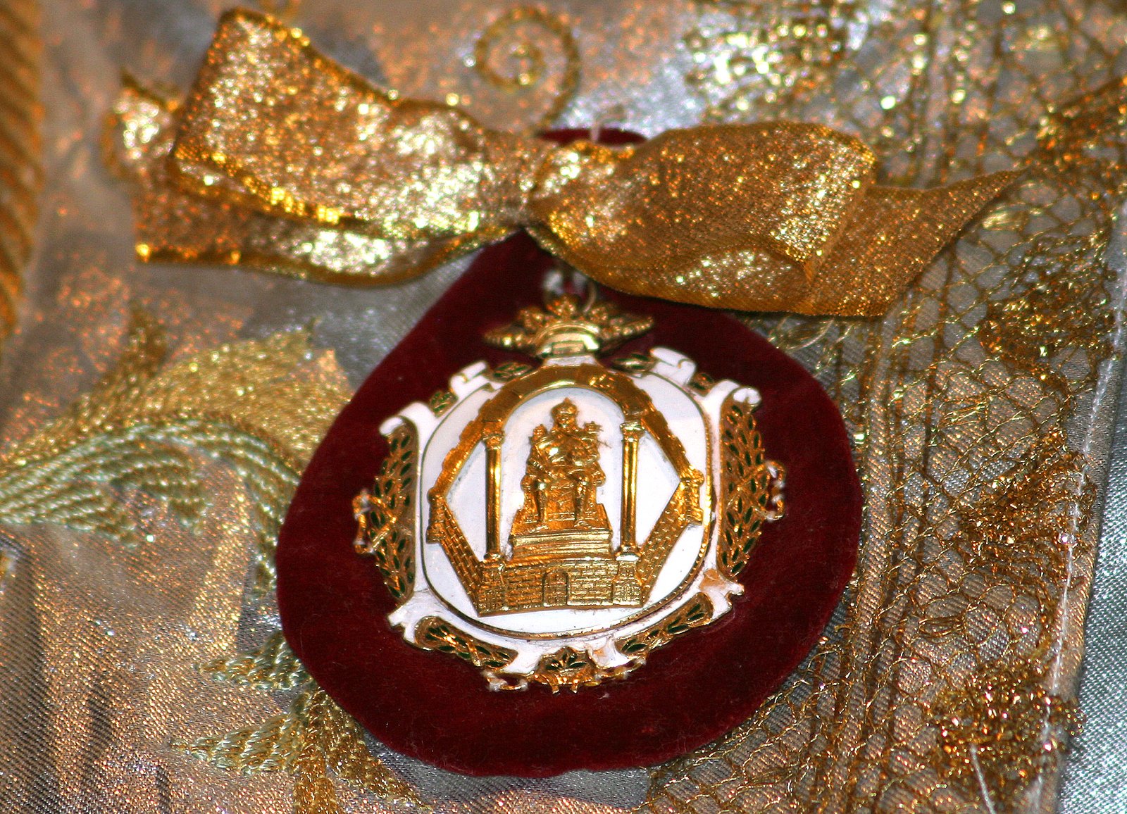 Medalla de Oro de Ciudad Real de la Virgen del Prado